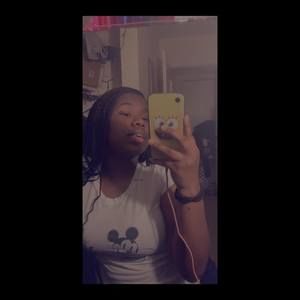 Meet your Posher, Timisha